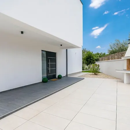 Vila Lea Magdalena *