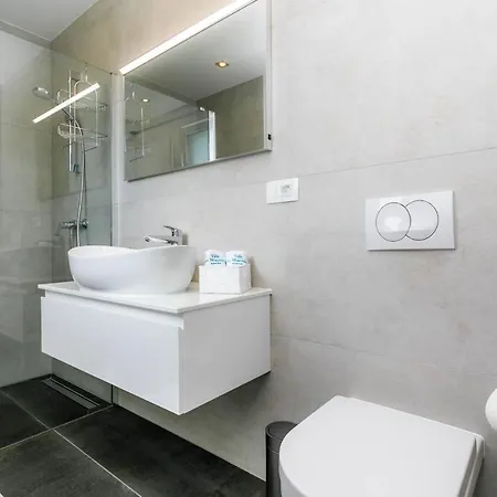 Lea Magdalena Villa Malinska