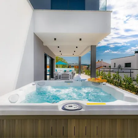 Lea Magdalena * 马林斯卡