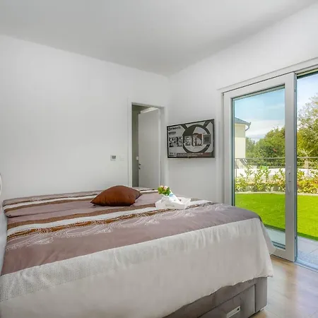 Lea Magdalena Villa Malinska