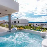 Lea Magdalena Villa
