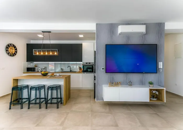 Lea Magdalena Villa Malinska